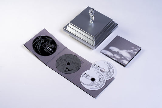 [Pre-Order] THE VILLAIN LIVE IN HONG KONG Blu-ray + CD (4 Disks Box-set)